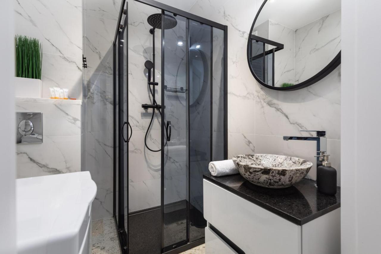 Kapitanski Mostek Apartments Kolobrzeg By Noclegi Renters Eksteriør billede